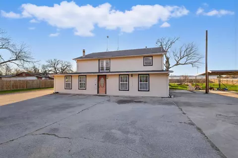 13485 Liberty School Rd #2, Azle, TX 76020