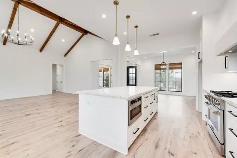 Kitchen - 14894 Markout Central, Forney, TX 75126 photo 2 of 6
