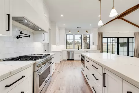 Kitchen - 14894 Markout Central, Forney, TX 75126 photo 5 of 6