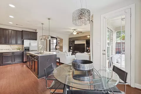 964 Brook Forest Ln, Euless, TX 76039 photo 17