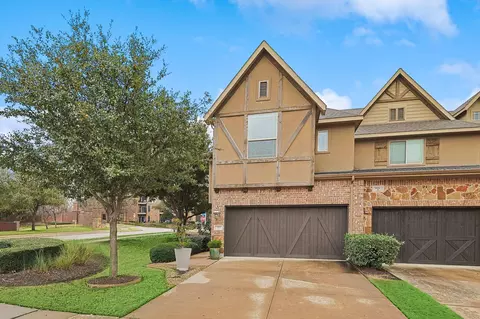 964 Brook Forest Ln, Euless, TX 76039
