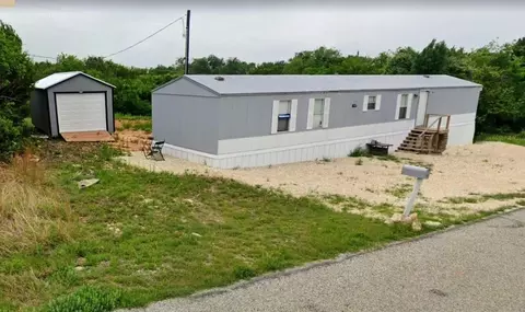 3509 Evergreen Dr, Granbury, TX 76048