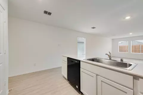Kitchen - 3068 Ashbrook Ln, Anna, TX 75409 photo 2 of 2