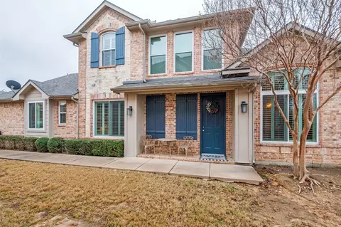 1717 Brookview Dr, Carrollton, TX 75007