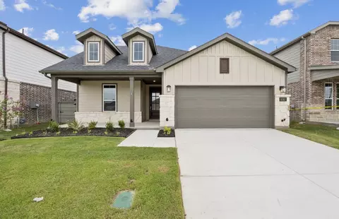 11317 Orchard Ln, Justin, TX 76247