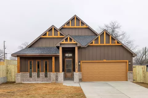3418 29th St NW, Fort Worth, TX 76106