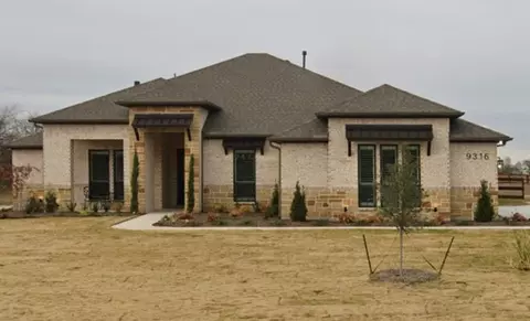 9316 Bluestem Ln, Dish, TX 76247