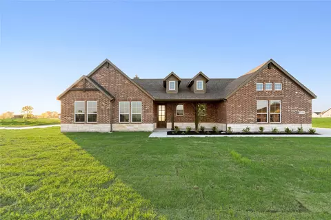 3114 White Oak Rd, Oak Ridge, TX 75161