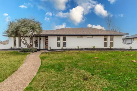 3100 Dartmouth Dr, Plano, TX 75075