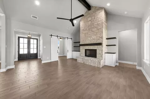 422 Collum Vw, Azle, TX 76020