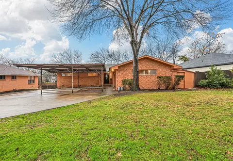 3414 Spruce Valley Ln, Dallas, TX 75233