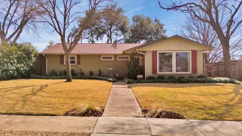 3634 Woodleigh Dr, Dallas, TX 75229
