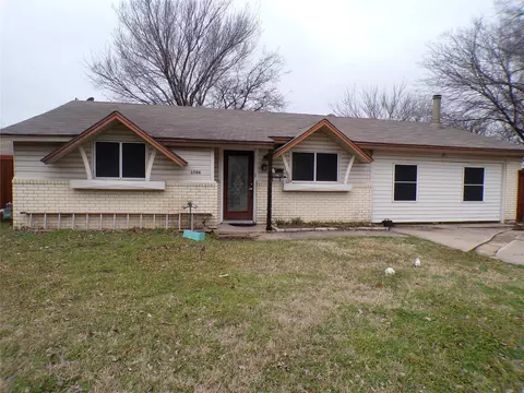 1706 Santa Cruz Ct, Grand Prairie, TX 75051