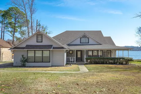 460 Island Dr, Murchison, TX 75778