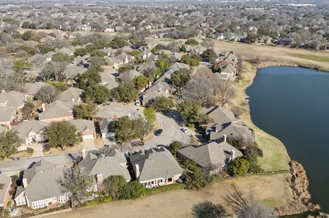 1008 Lake Point Cir, Mckinney, TX 75072
