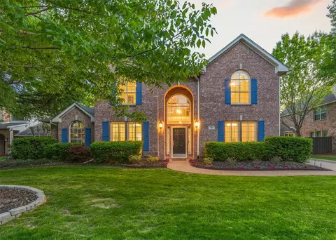 915 Midland Creek Dr, Southlake, TX 76092