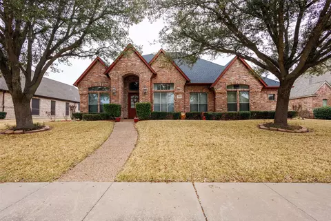 1505 Mossy Rdg, Desoto, TX 75115