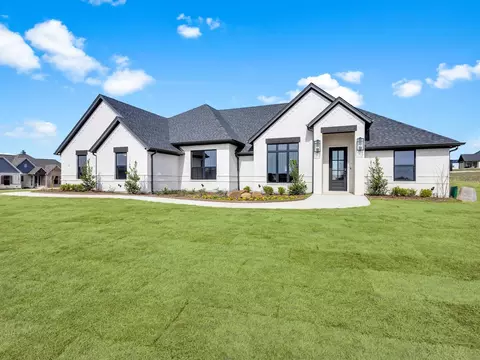 3100 Infinity Dr, Weatherford, TX 76087