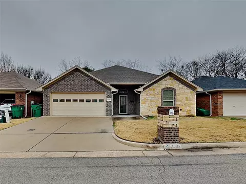 1727 Sully Ct, Stephenville, TX 76401