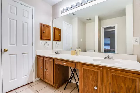 919 Sharp Dr, Cedar Hill, TX 75104 photo 17
