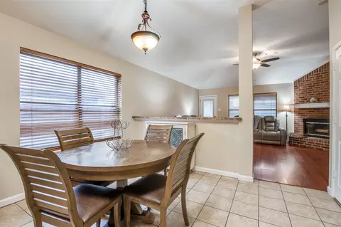 919 Sharp Dr, Cedar Hill, TX 75104 photo 8
