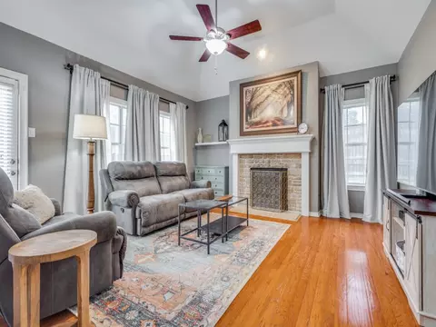 4303 Sausalito Dr, Dallas, TX 75287