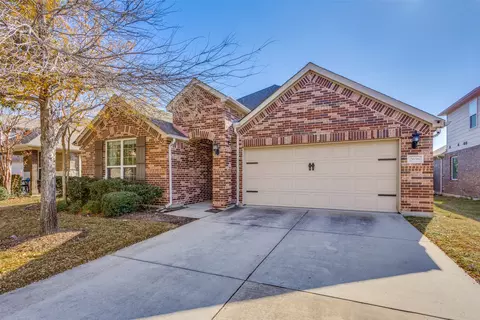 2696 Yacht Club Dr, The Colony, TX 75056