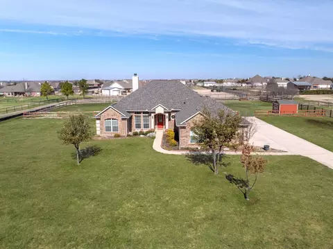 7920 Meadow Ridge Dr, Northlake, TX 76247