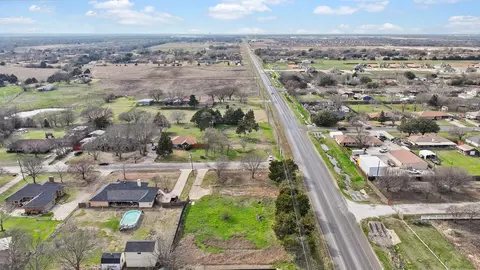 102 Ridge Crest Dr, Red Oak, TX 75154