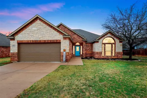 614 Maurice St, Keene, TX 76059