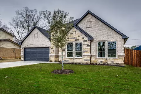 1110 Redbud Ct, Arlington, TX 76012