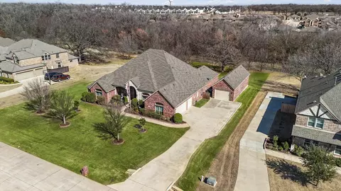 159 Las Colinas Trl, Cross Roads, TX 76227