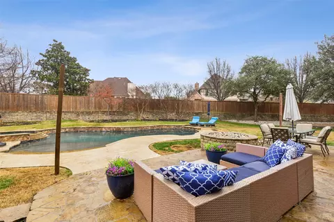 1106 Versailles Ct, Southlake, TX 76092