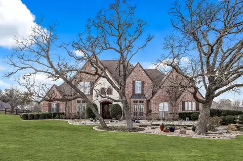 8369 Steeplechase Cir, Argyle, TX 76226