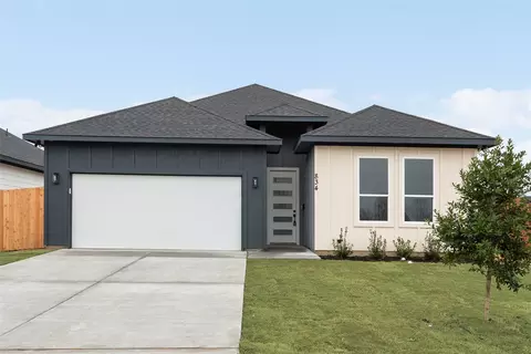 834 Ash St, Ferris, TX 75125