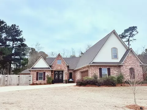1015 Woodlake Ridge Ln, Benton, LA 71006