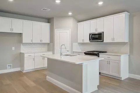 6621 Berry Bend Rd, Fort Worth, TX 76036