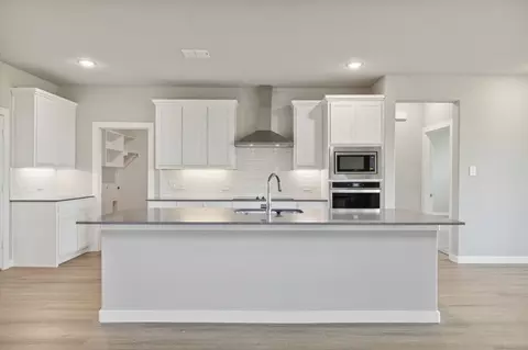 Kitchen - 1720 Foxtail Dr, Celina, TX 75009 photo 3 of 3