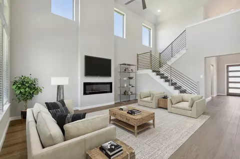 Living - 1720 Foxtail Dr, Celina, TX 75009 photo 2 of 3