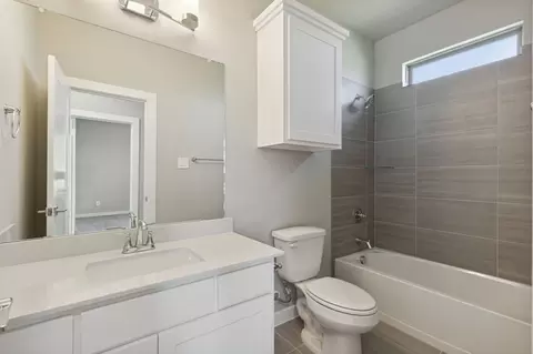 Bath - 1720 Foxtail Dr, Celina, TX 75009 photo 3 of 3