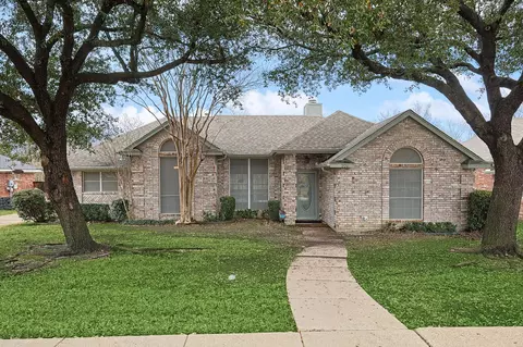 206 Douglas Dr, Wylie, TX 75098