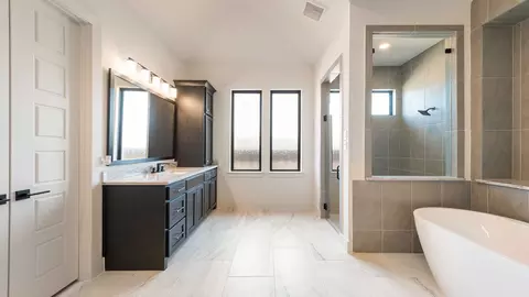 Bath - 709 Corsair Ct, Hurst, TX 76054 photo 1 of 2