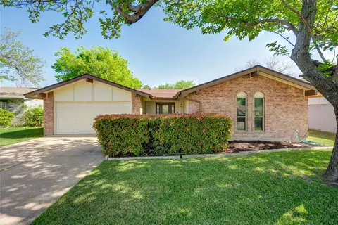 7141 Romford Way, North Richland Hills, TX 76182