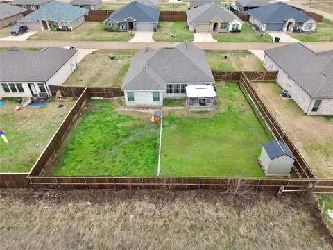 View/Area - 2020 Clay St, Mabank, TX 75147 photo 2 of 4