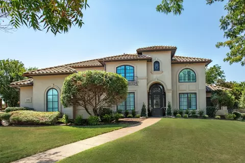 2101 Roadrunner Dr, Flower Mound, TX 75022