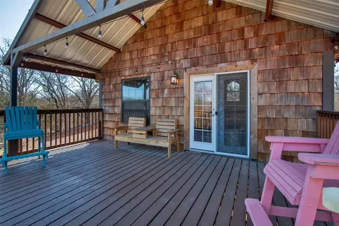 Exterior - 263 Esquire Dr, Denison, TX 75021 photo 5 of 6