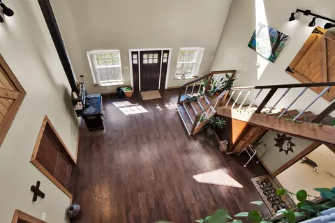 Entry Way - 263 Esquire Dr, Denison, TX 75021 photo 2 of 7