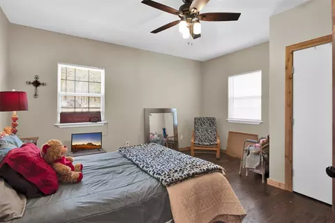 Bedroom - 263 Esquire Dr, Denison, TX 75021 photo 3 of 4
