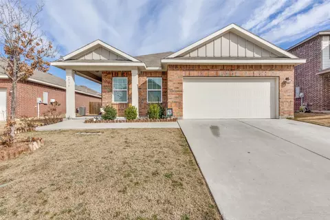 6536 Trident Ct, Fort Worth, TX 76179