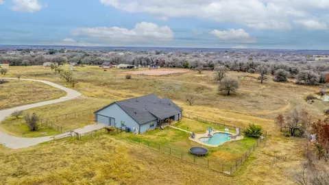 229 Gafford St, Lipan, TX 76462